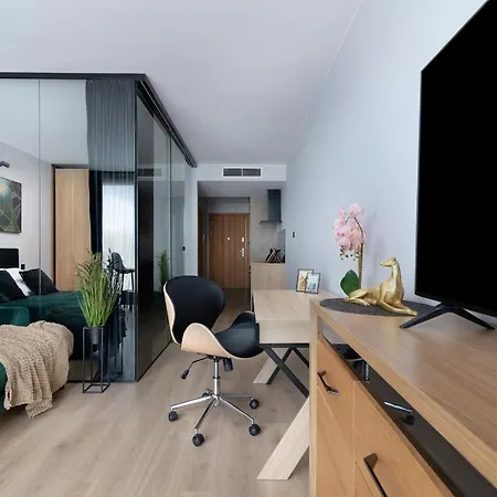 Апартаменти Easy Rent - Brilliant, Basen & Spa, Centrum 24h Check-in *